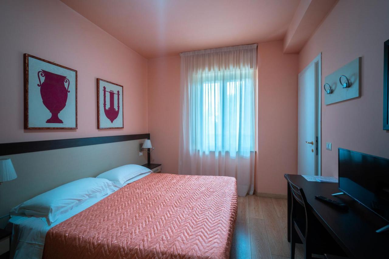 L'Anfora Hotel Deruta Buitenkant foto